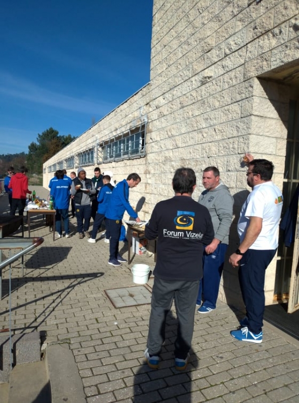 Seniores Masculinos e Sub-19 organizaram treino conjunto e convívio de final de ano
