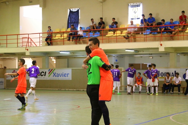 Sub-20 com estreia caseira frente à Académica