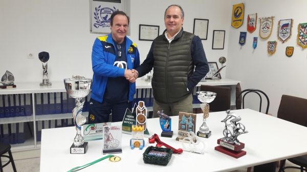 Troféus de BTT do DJA entregues para o Museu