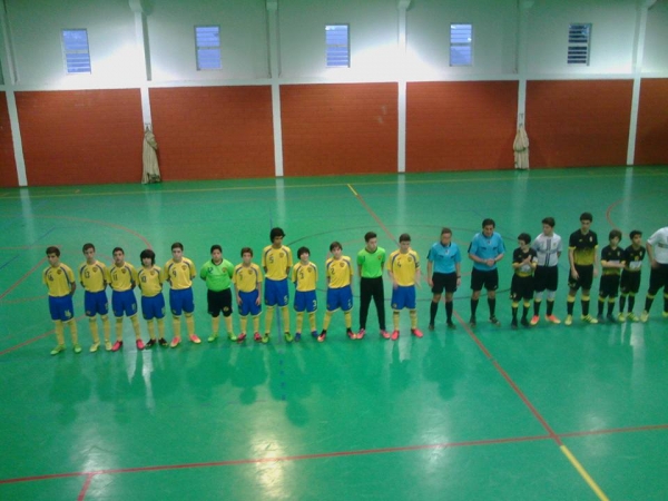 Iniciados e Benjamins continuam invictos