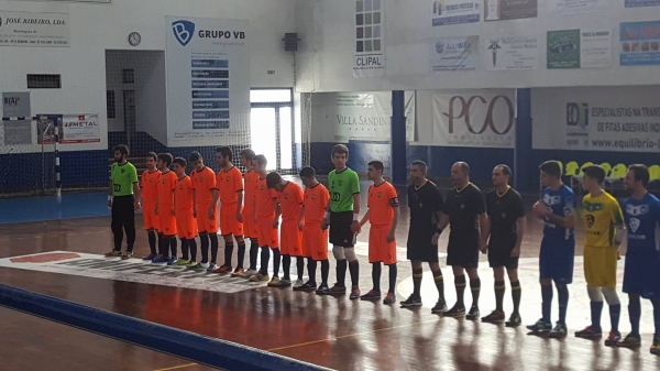 Iniciados continuam na luta pela liderança